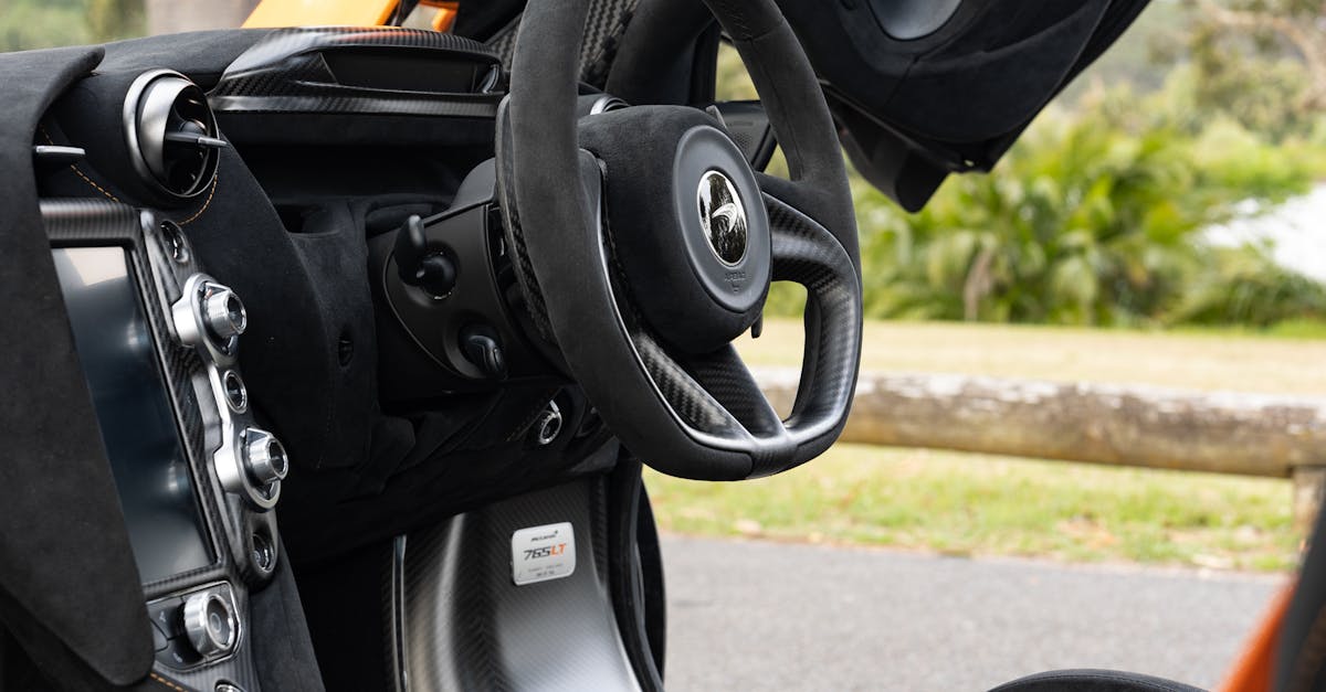 A Guide to pH Neutral Cleaning Solutions for Vehicle Detailing